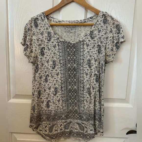 Lucky Brand Tops - Lucky Brand Black and White Paisley Short Sleeve Top